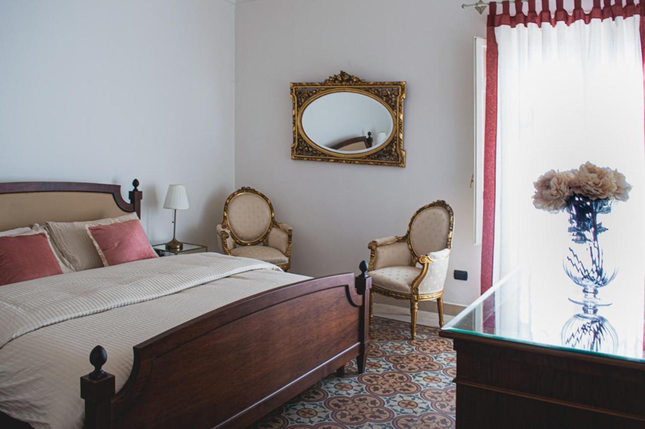 Santa Domenica Guest House Catania Bagian luar foto