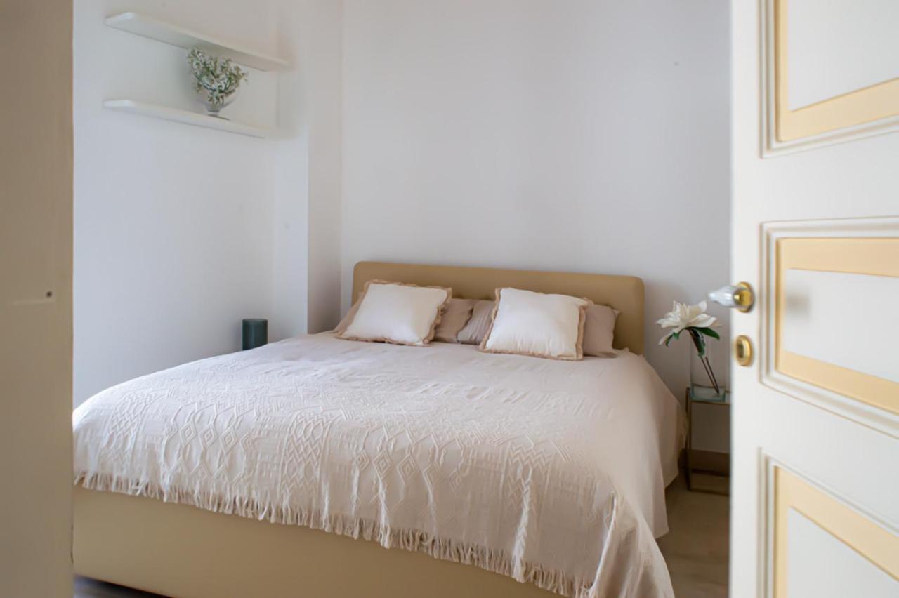 Santa Domenica Guest House Catania Bagian luar foto