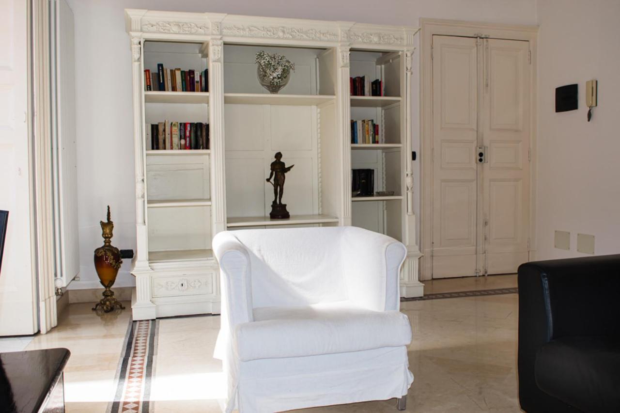 Santa Domenica Guest House Catania Bagian luar foto
